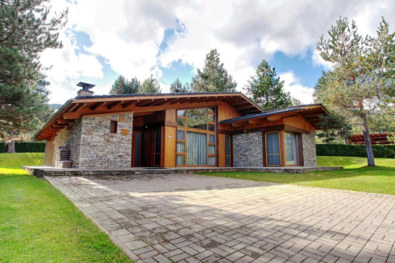 Villa Four Seasons Ράζλογκ Εξωτερικό φωτογραφία